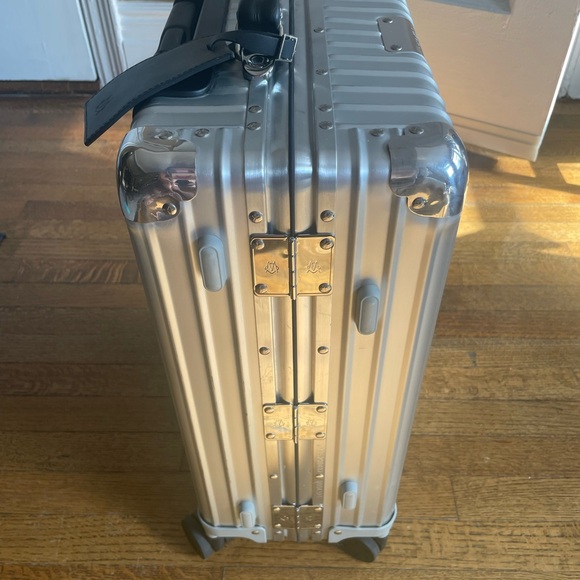 RIMOWA Aluminum Cabin-S Carry-On Luggage - Picture 3 of 11